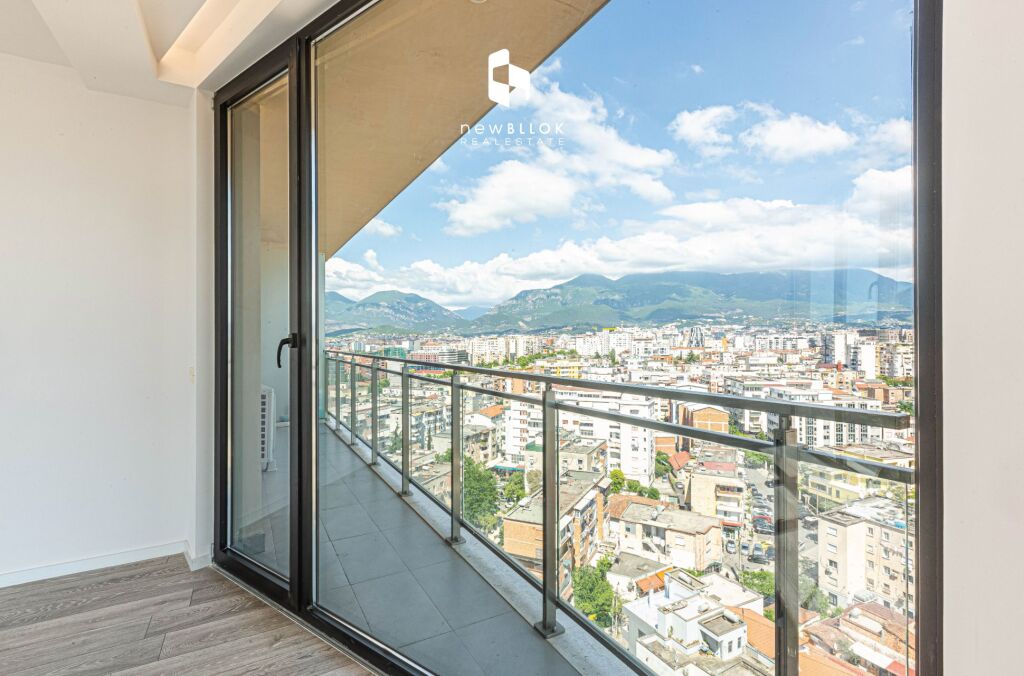 ✨️Me Qira: Elite Office 202m² ⭐️ 2 Parkime 3 WC🚾 / VERANDË - Kati 12📍 GOLDEN TOWER (MINE PEZA REZIDENCE) 🌇 2000€ NETO/Muaj 💥