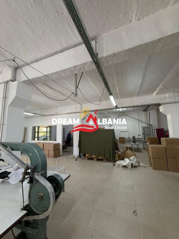 Business Building for Rent at Fabrika e Qelqit Street - Tirana (4281306)