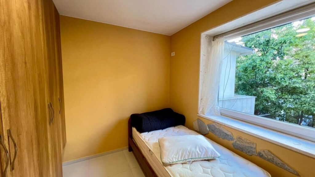 2+1 📍Bllok (Vicino a Piazza Wilson) - 2° Piano - Sup.75m² - Esposizione SUD🌞 || Accesso immediato al Centro e a Bllok🏃🏻‍♂️ 800 Euro/Mese