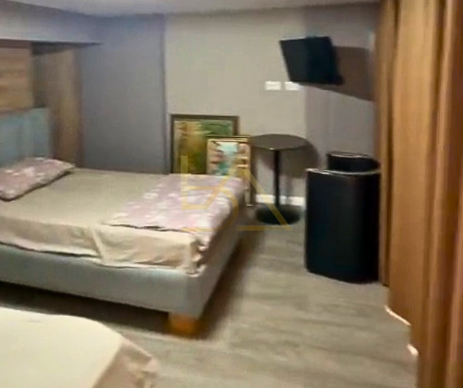 Shitet Duplex – pranë American 3, Tiranë