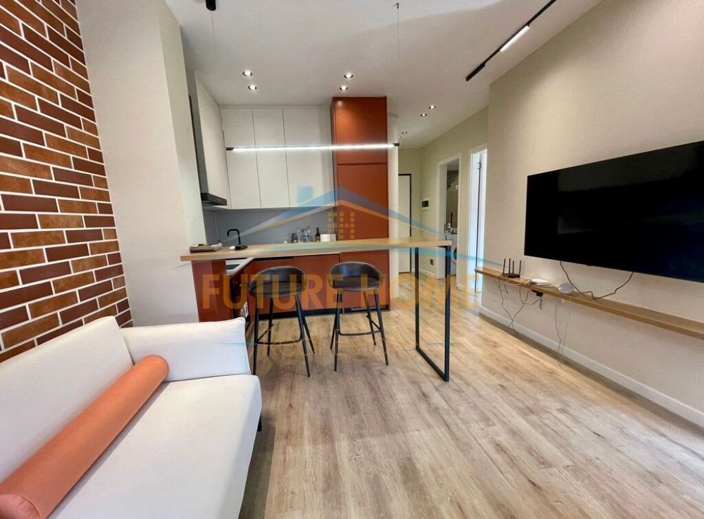 Qera, Apartament 1+1+Post Parkim, Bulevardi i Ri, Tiranë.