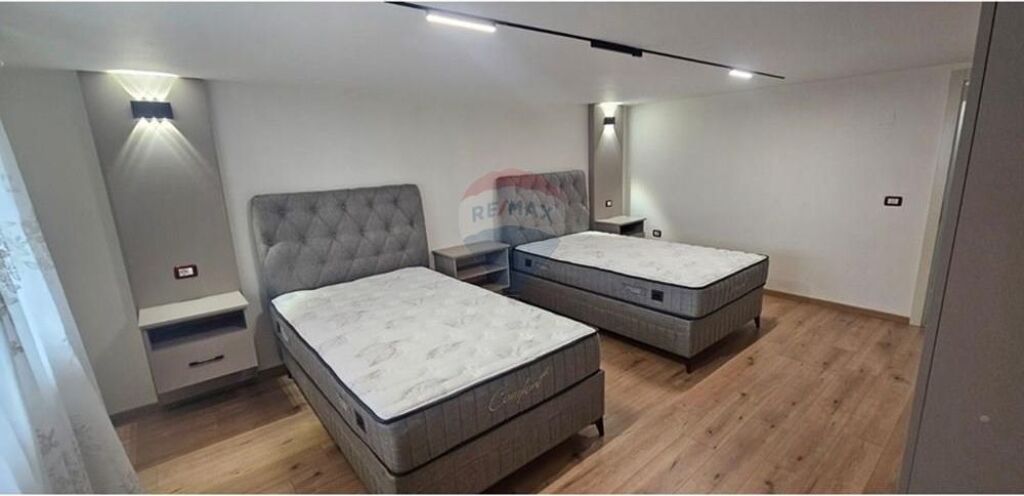 First floor of a villa for rent in Ali Dem