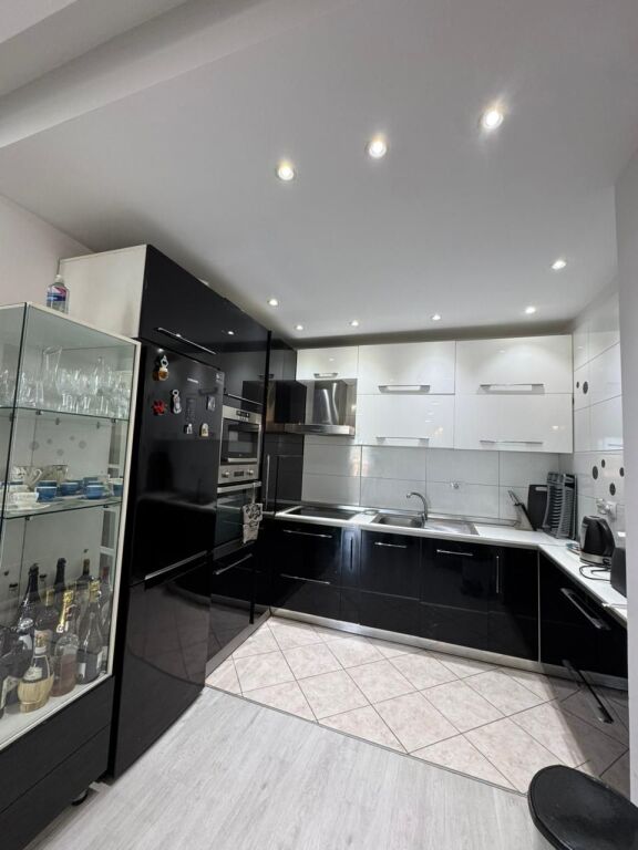 Apartament 1+1 me qira, pranë Terminalit!
