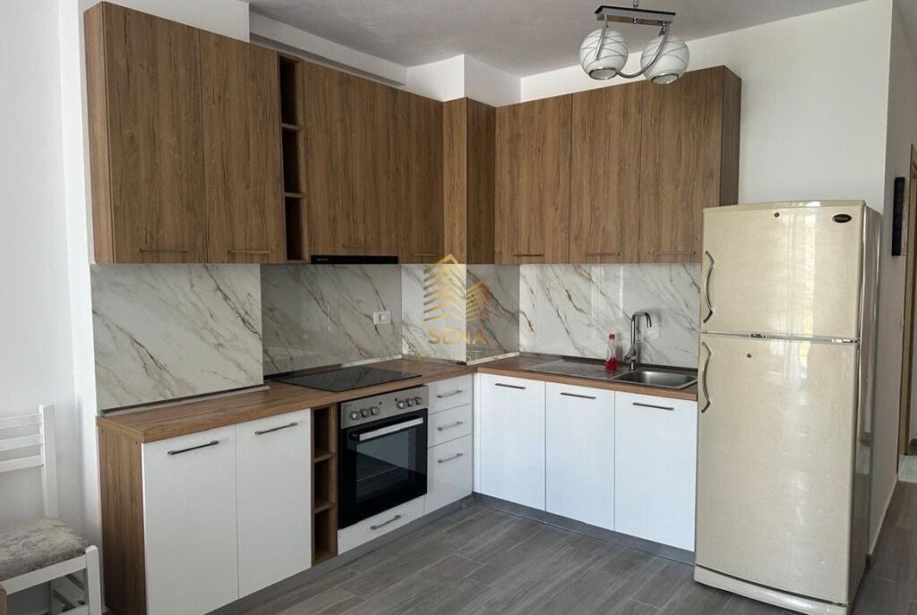 Affitto, Appartamento 1+1+2blocchi, Via 5 Maggio, 40.000 Lek/mese
