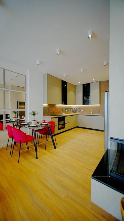 Apartament 2+1 per shitje Rrethrrotullimi i Astirit!