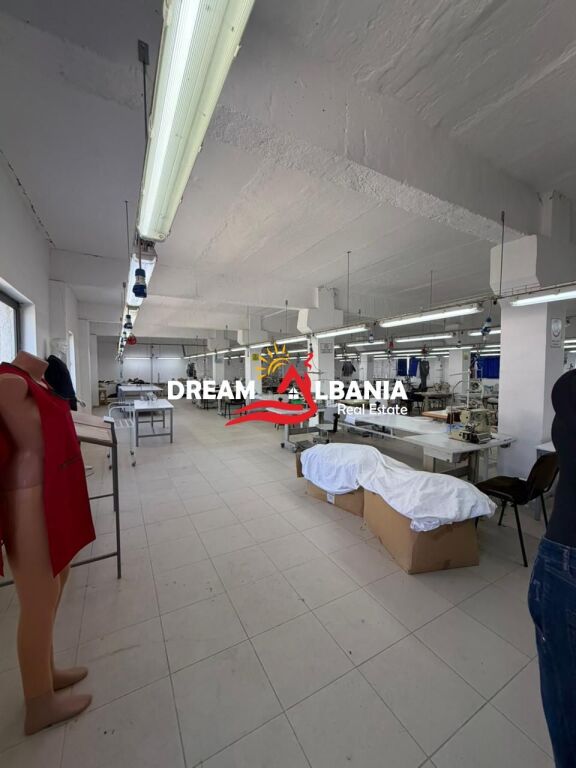 Business Building for Rent at Fabrika e Qelqit Street - Tirana (4281306)