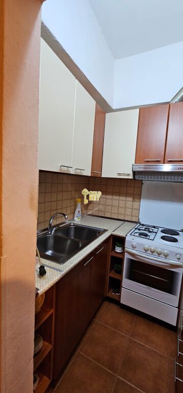 🏡 APARTAMENT ME QERA 2+1 – STACIONI TRENIT DURRES