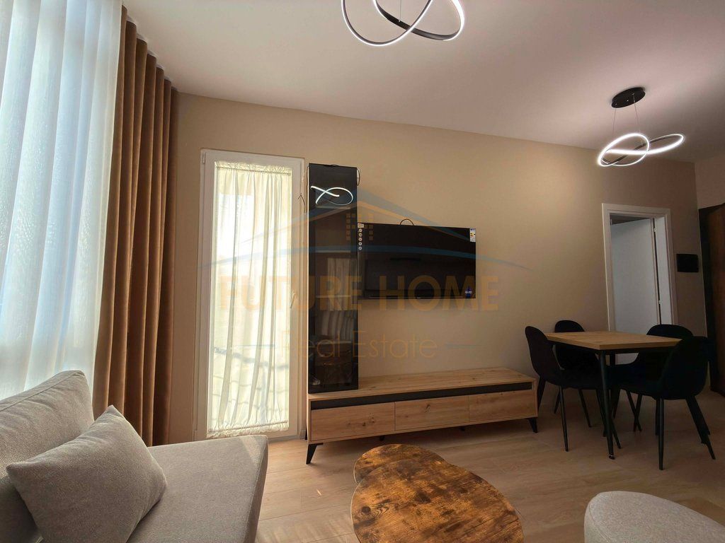 SHITET APARTAMENT 1+1 PRANE BAR RETURN ASTIR