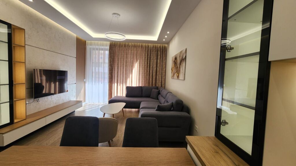 Apartament 1+1 per qira Parku Olimpik