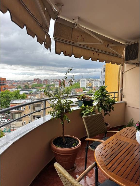 Elegancë Klasike &amp; Hapësira të Bollshme | Shitet Apartament 168m² - Medreseja, Tiranë