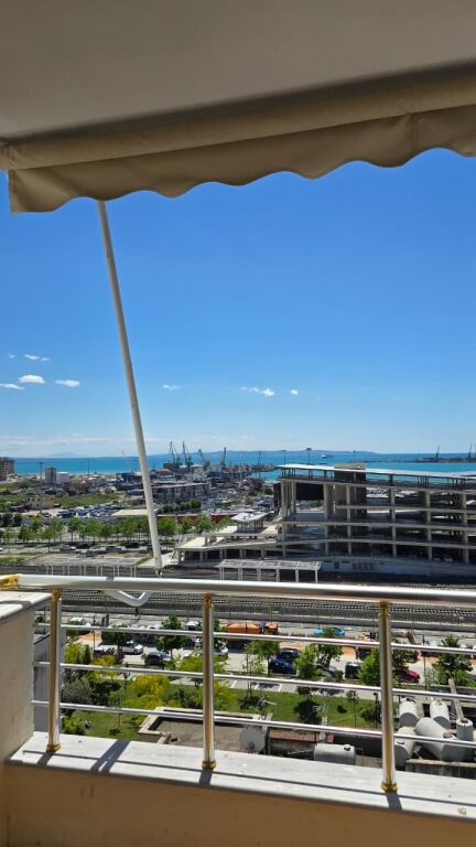 Shitet Apartament 2+1, pranë UKD,Durres