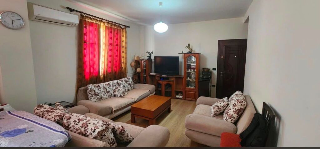 Rent | Apartament 2 + 1 | Siri Kodra | 550 €/month