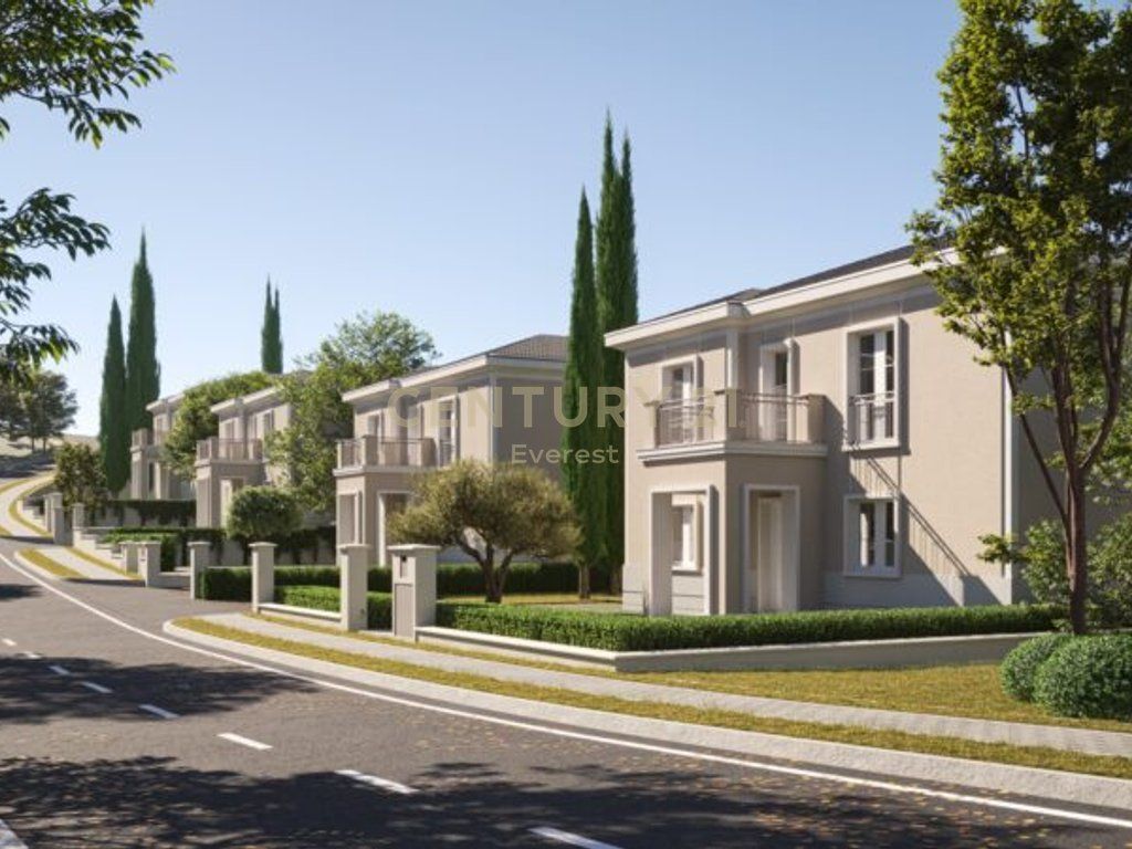 ROLLING HILLS LUXURY RESIDENCES, VILË LUKSOZE ME PISHINË PËR QIRA