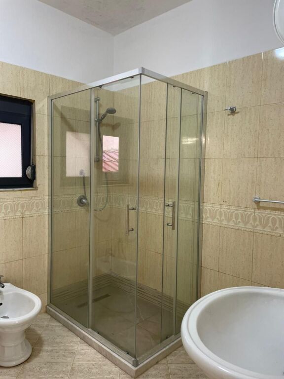🏡 APARTAMENT ME QERA 2+1 + BALLKON MUZEUMI DURRES