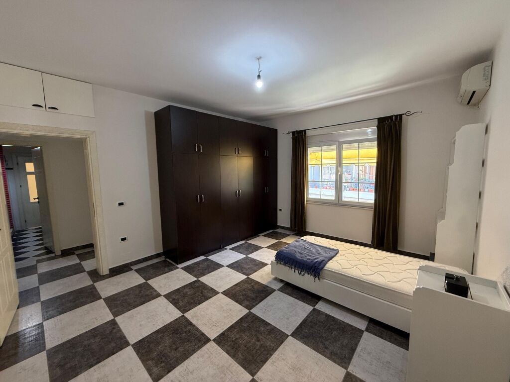 Apartament Ne Shitje 2+1 Tek Kodra e Diellit (ID B120863) Tirane
