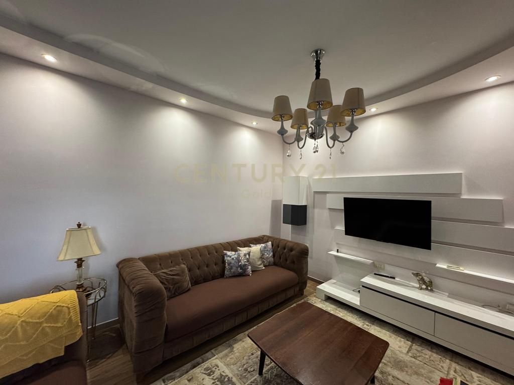 Apartament modern 2+1+2 në Fresk për qira