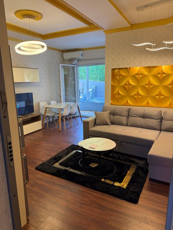 Super Apartment 2+1+veranda for rent, tel Liqeni i thate near Hotel Radisson 700 Thousand leke