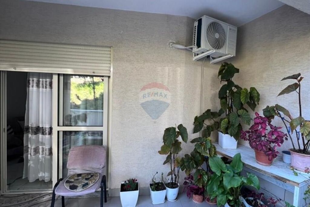 Apartament 2+1+2 për shitje Freku