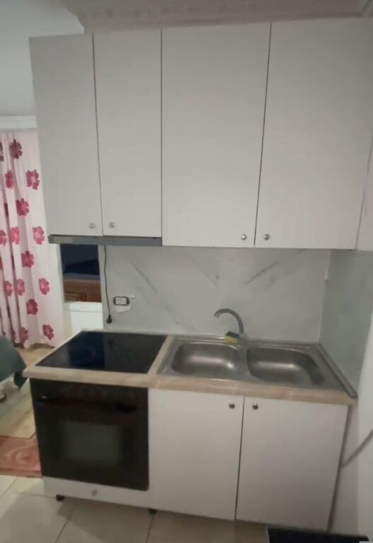Qera | Garsoniere | Laprak | 230 €/muaj