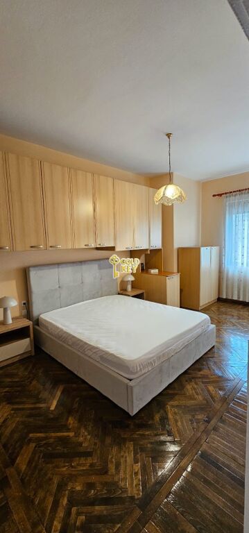 🏡 APARTAMENT ME QERA 2+1 – STACIONI TRENIT DURRES