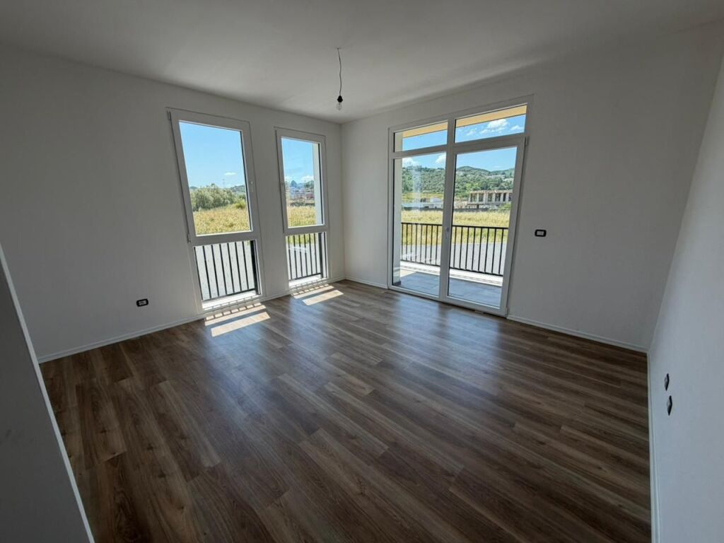 Apartament për shitje 2+1 – Tirana Porta e Re