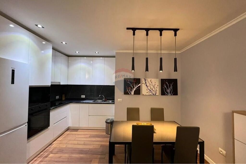 Apartament 2+1+2 me qera Kopshti Zologjik