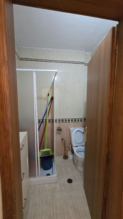Shitet Apartament 2+1, pranë UKD,Durres