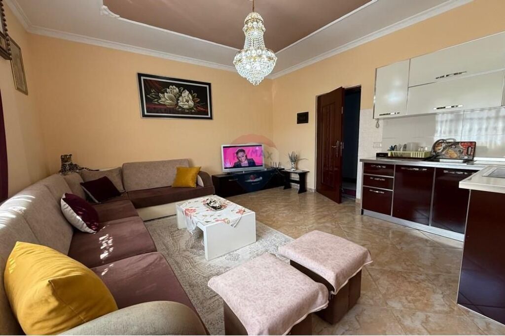 Apartament - Për Shitje - Rruga Jordan Misja, Tiranë