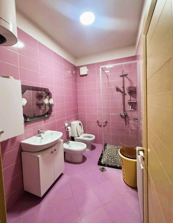 🏡 Shitet Apartament 1+1📍Komuna e Parisit, Kompleksi Kika 2