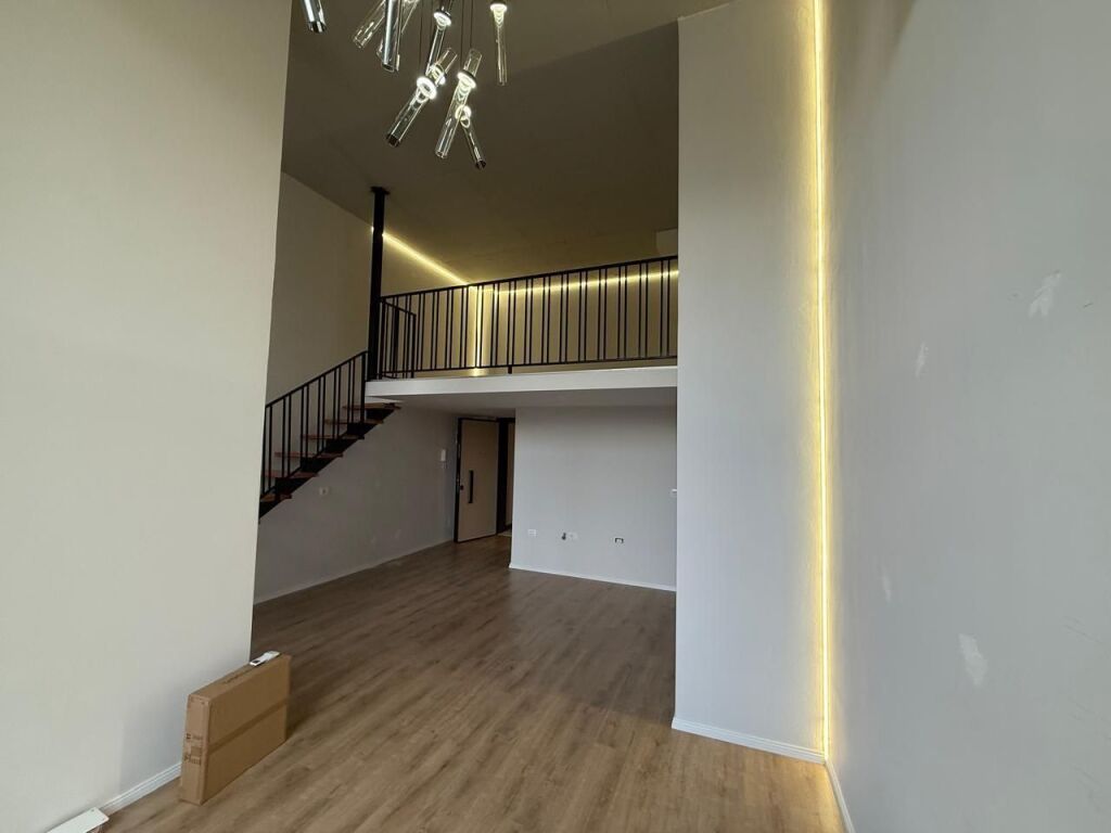 Jepet me qera Ambjent Biznesi DUBLEX 60m2, Golden Park 3 rruga Bedri Karapici 450 euro