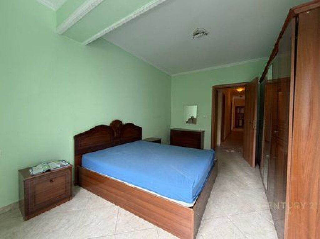 Office Space, At Halili Complex !!