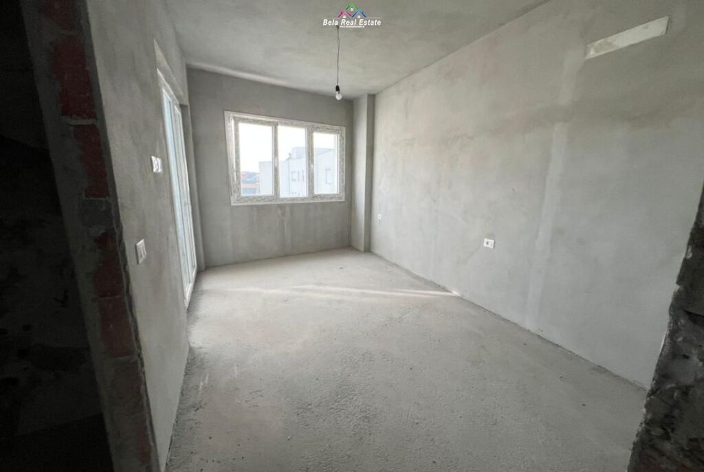 Zyre Me Qera 2+1 Ne Astir (ID BZ2967) Tirane