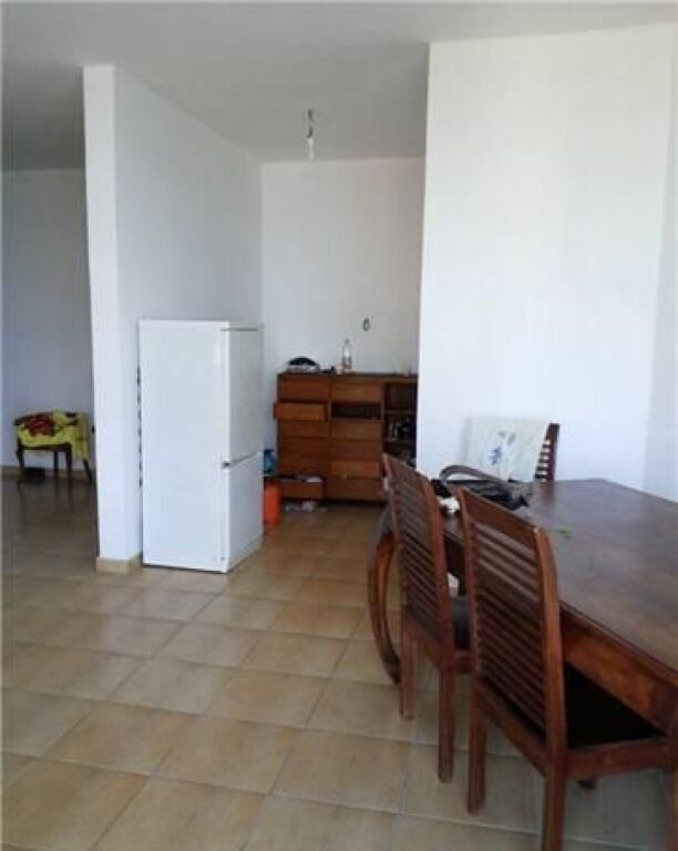 Shitet Apartament 1+1 ne Durres
