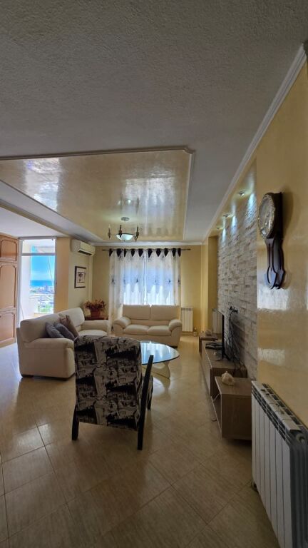 Shitet Apartament 2+1, pranë UKD,Durres