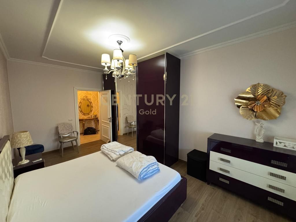 Apartament modern 2+1+2 në Fresk për qira