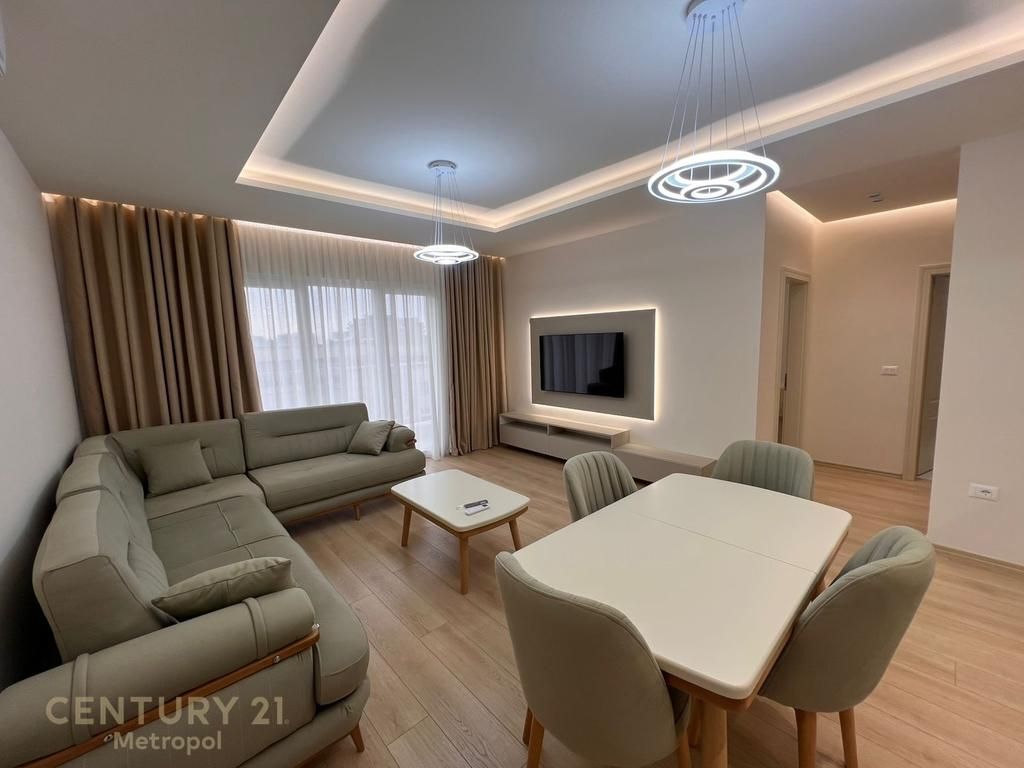 SHITET APARTAMENT 1+1, ZOGU I ZI!