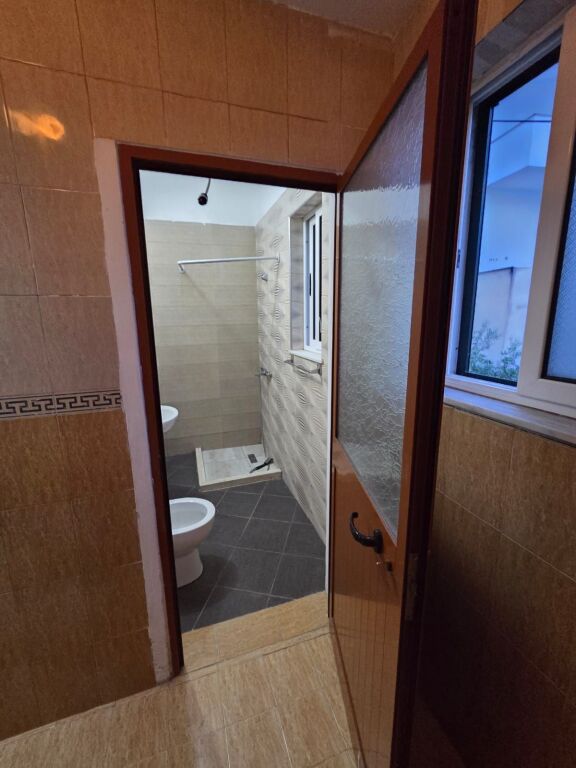 Qera | Apartament 2 + 1 | Kodra E. Priftit | 320 €/muaj