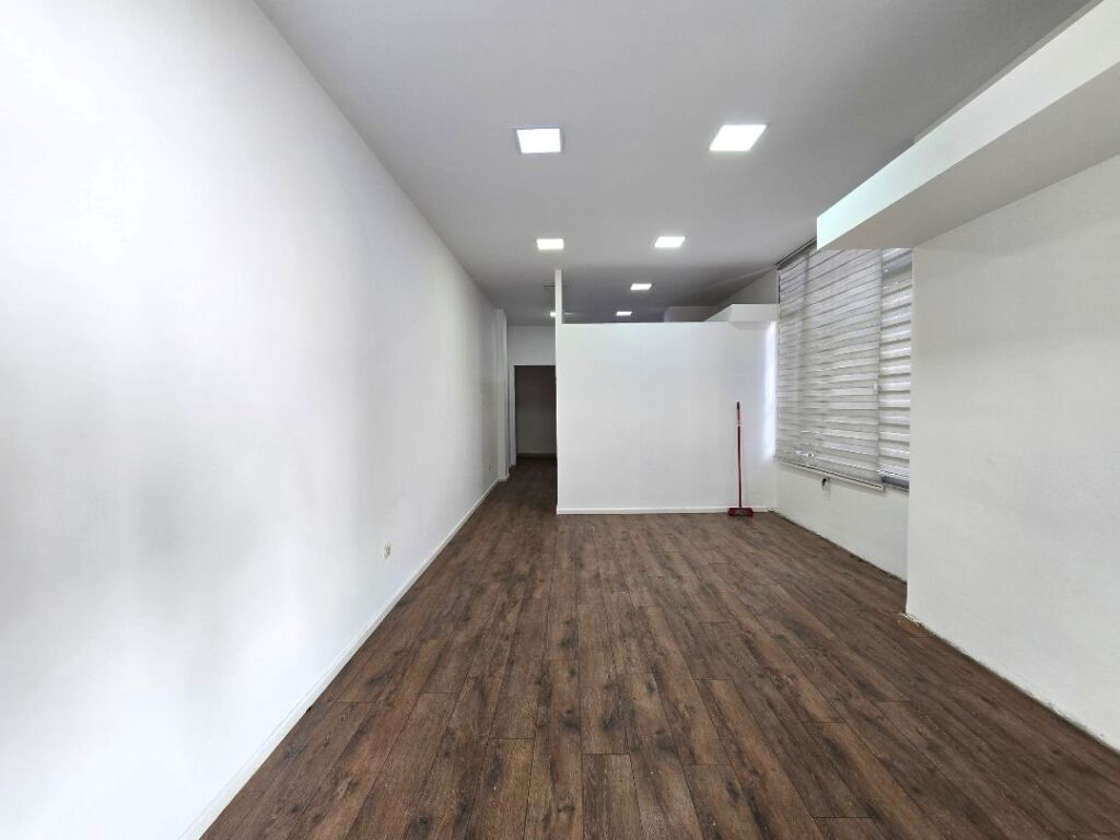 Shop for rent in Myslym Shyr ground floor