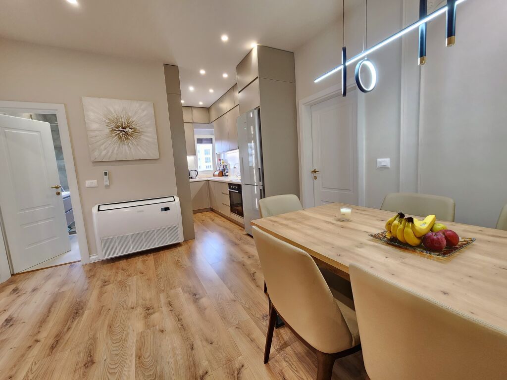 Shitet, Apartament 2+1, I Investuar në Detaje,Plazh,Durres