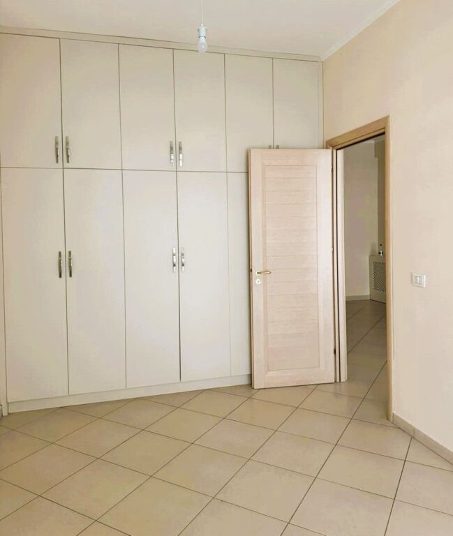 🏡 Shitet Apartament 1+1📍Komuna e Parisit, Kompleksi Kika 2