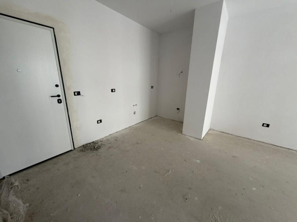 🏡 Apartment 1+1 for sale at Univers City, ideal for living or investment.💶 Price: 80,000 €