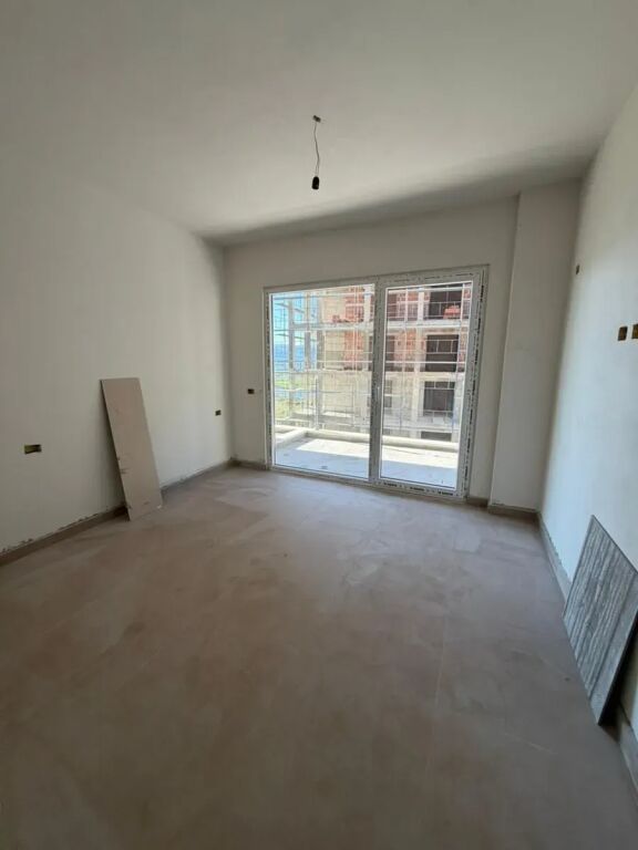 APARTAMENT NE SHITJE 2+1 SHENGJIN , HOLIDAY IN
