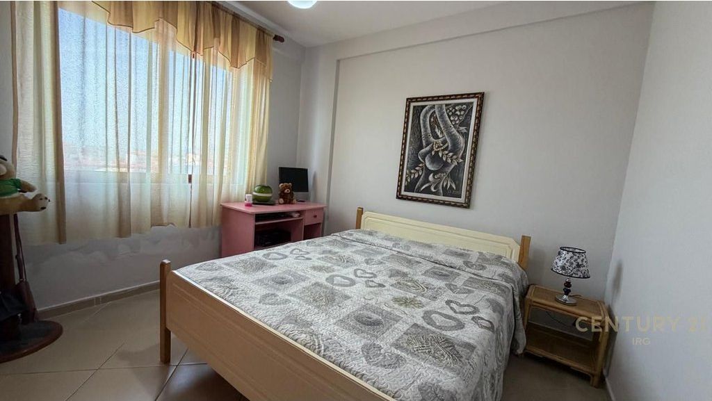 APARTMENT 2+1 NEAR PARTIZANI HIGH SCHOOL!