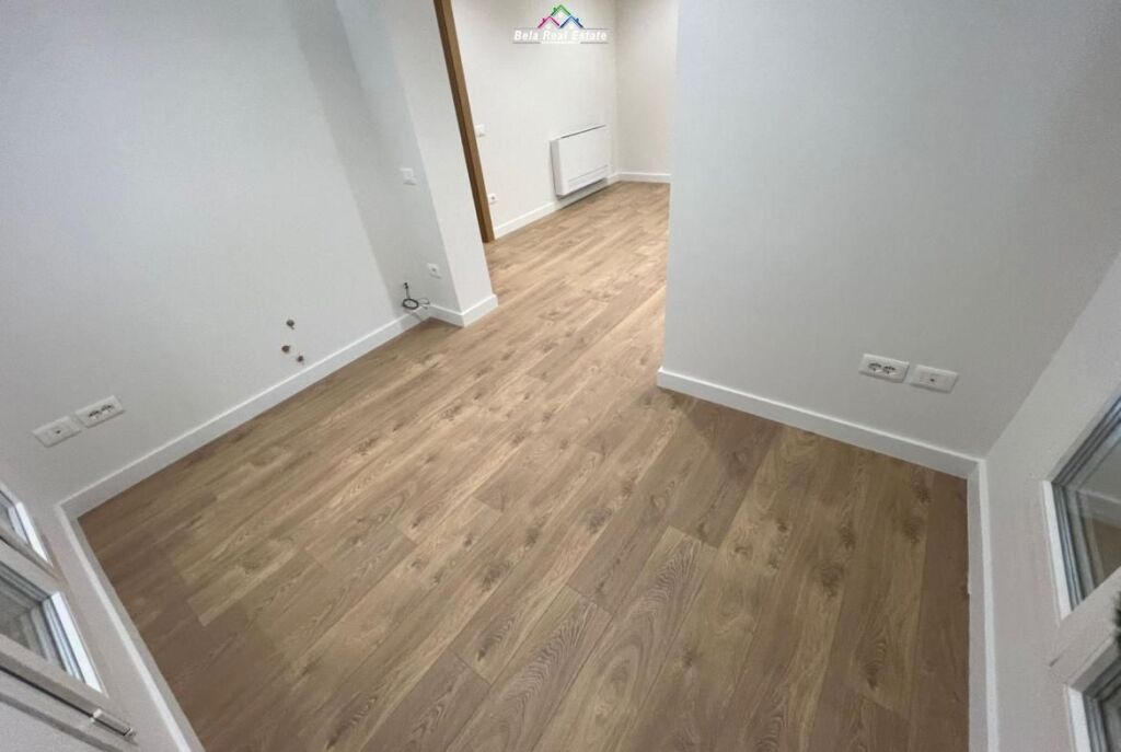 Vile 2- Kateshe Me Qera Tek Rruga e Elbasanit (ID BV22532) Tirane