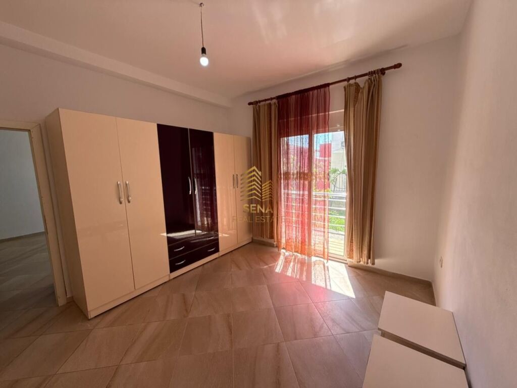 Rent, Apartment 2+1+balcony, Partially Furnished, Fresh, 30,000 Lek/month