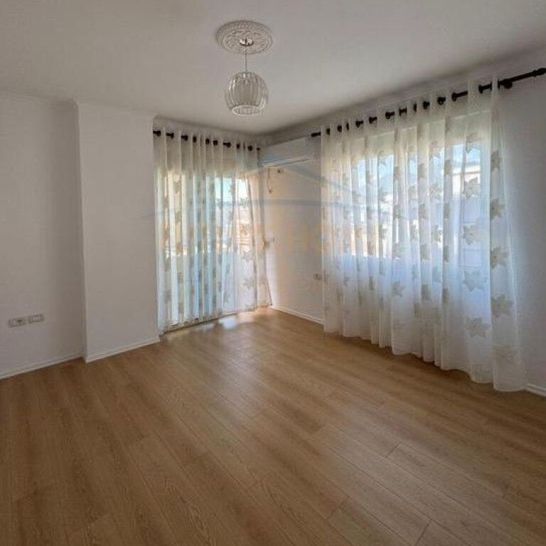 For sale, 2+1 Apartment, Fresk, Tirana​