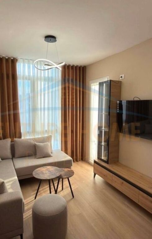 Shitet Apartament 1+1, Unaza e Re