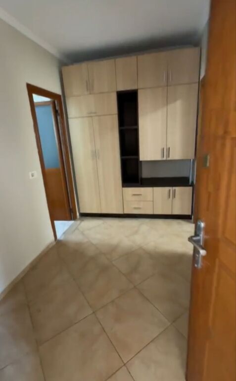 Qera | Apartament 1 + 1 | Rruga Njazi Meka | 350 €/muaj