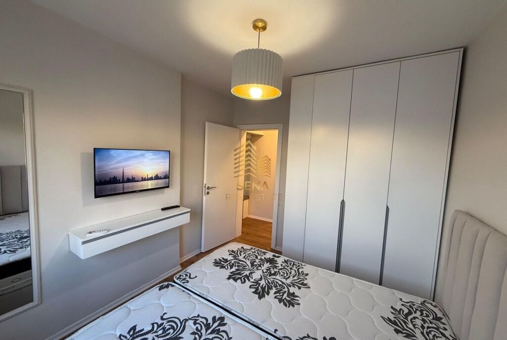 Apartment 1+1 for rent at the 5 May Intersection