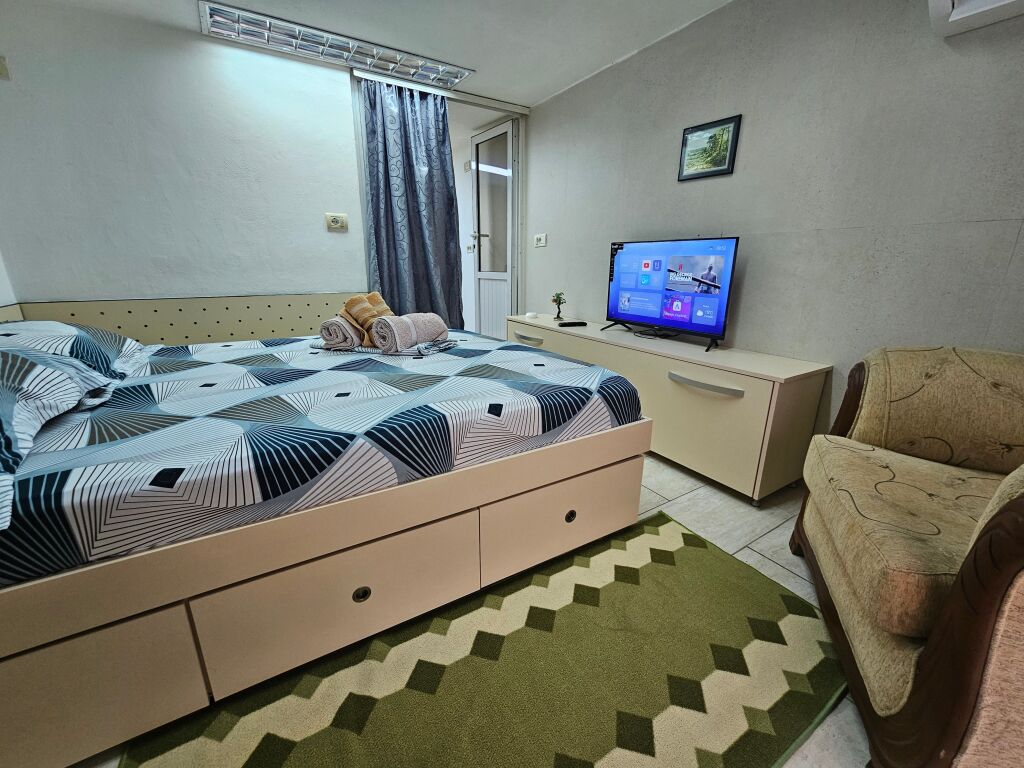 1+1apartament 1 min larg nga qendren tregtare concord I kompletuar + internet